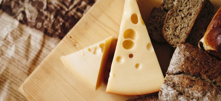 La favola degli gnomi e del formaggio che ci spiega come vivere in quarantena